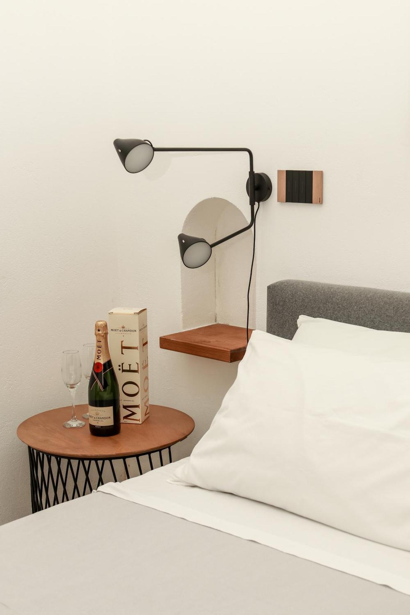 Dislocati Bnb - Jacuzzi Privata - Cucina - Tv60" - Minimal Luxury Marigliano Exterior foto